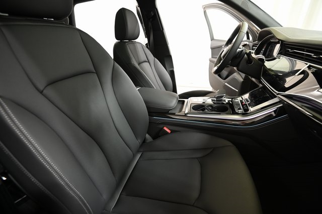 2025 Audi Q7 55 Premium Plus photo 20