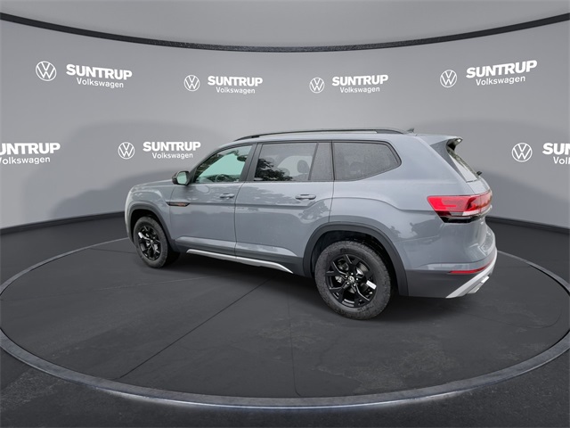 2025 Volkswagen Atlas Peak Edition SE photo 13