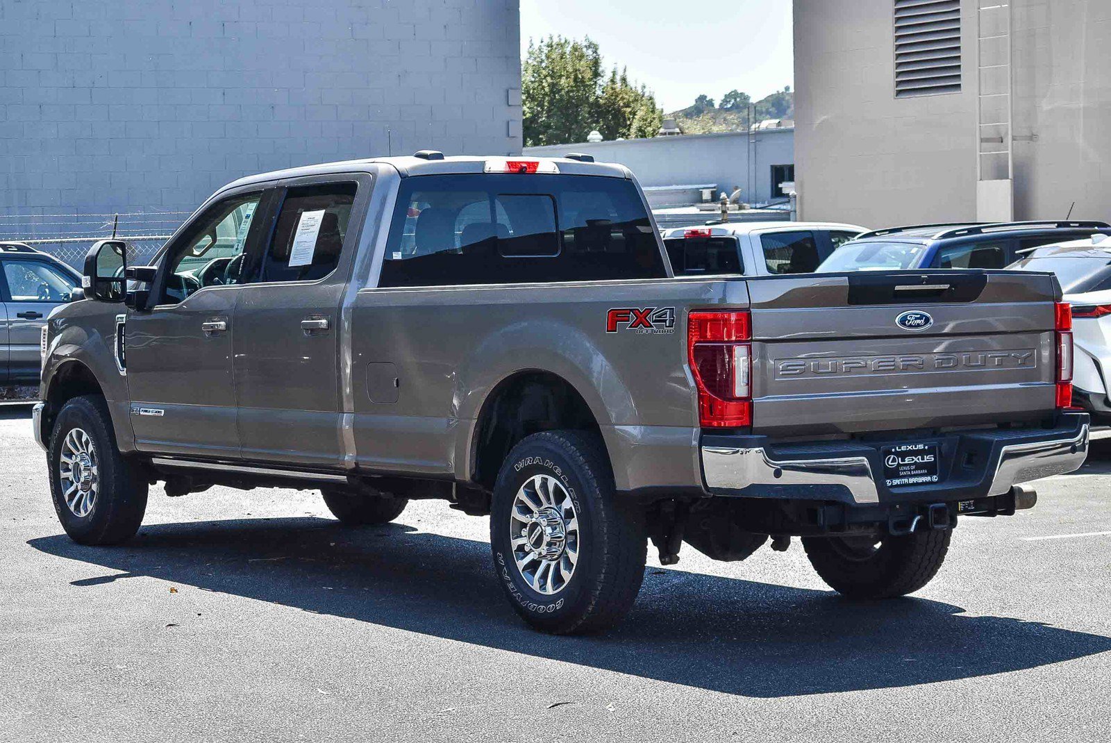 2021 Ford F-250 Lariat photo 4