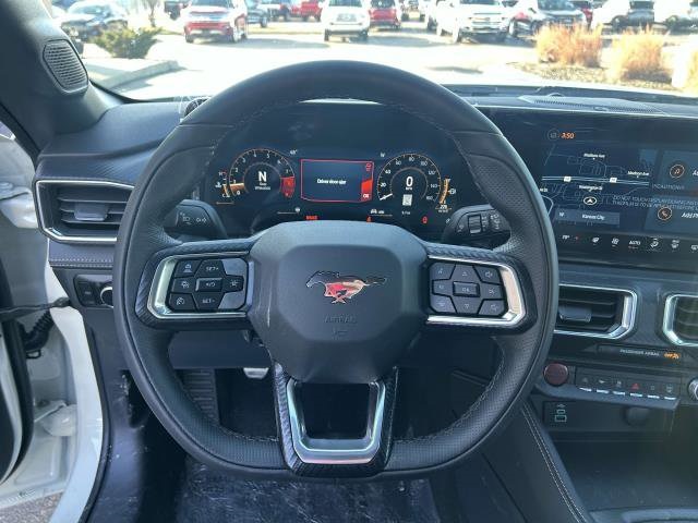 2025 Ford Mustang GT Premium photo 17