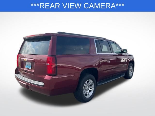 2016 Chevrolet Suburban LT photo 4