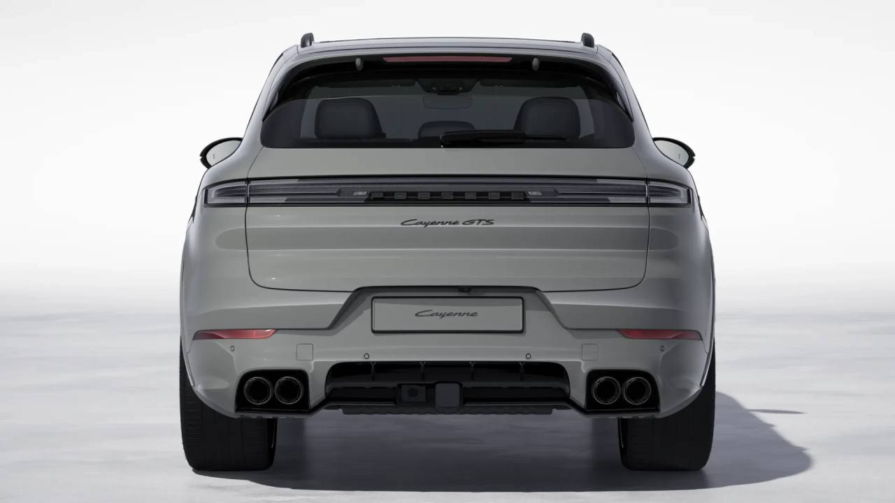 2026 Porsche Cayenne GTS photo 8