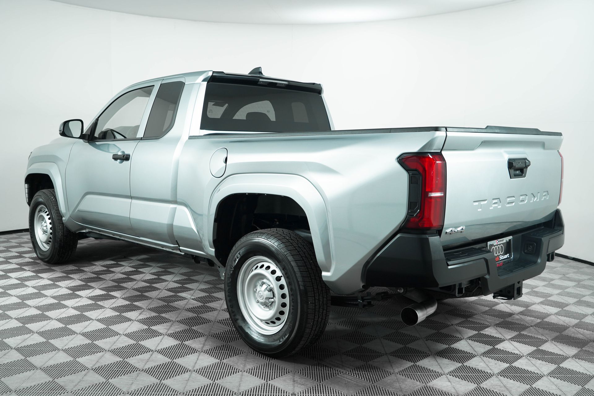 2025 Toyota Tacoma SR 4x4 photo 5