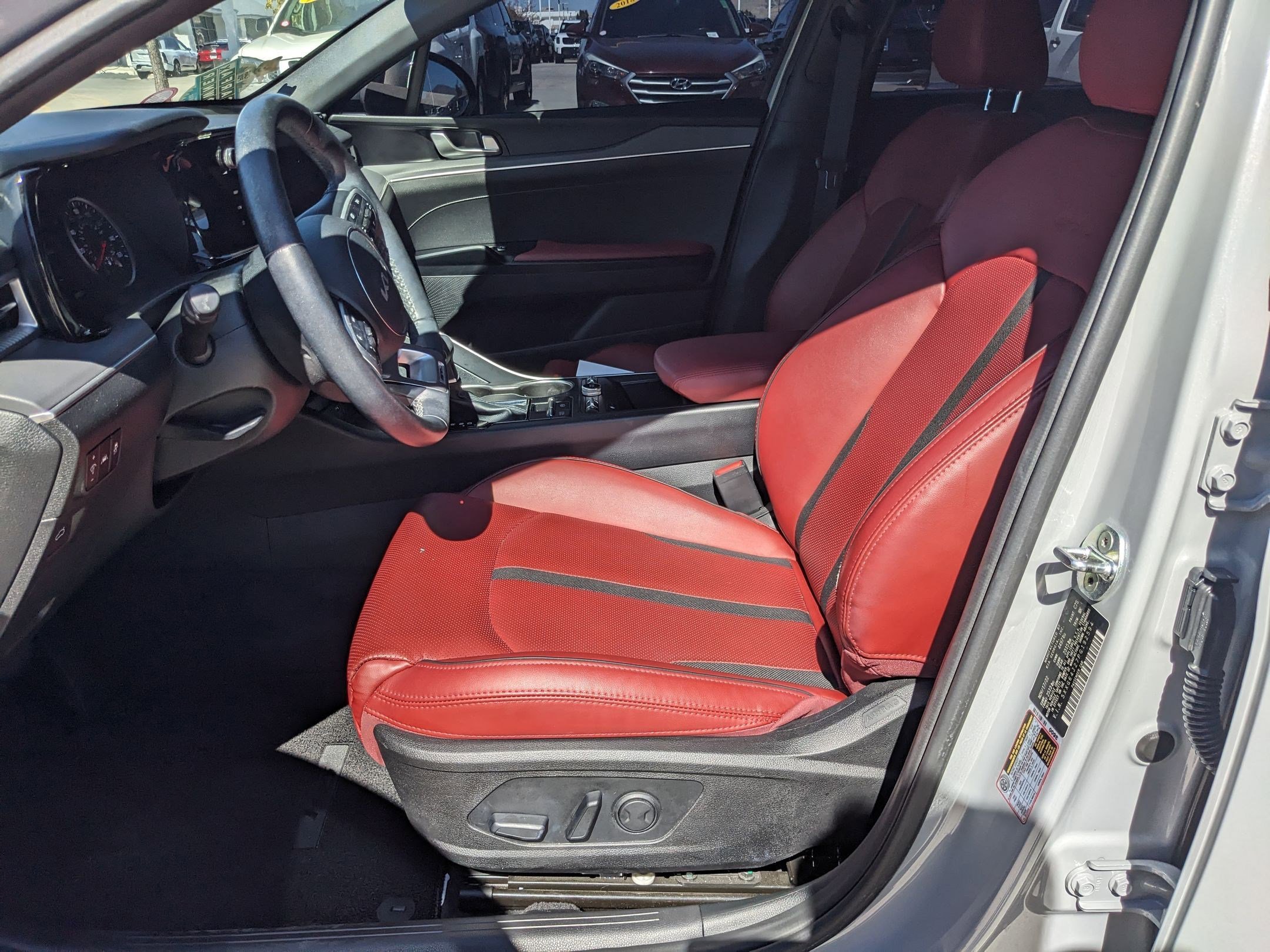 2023 Kia K5 GT-Line photo 17