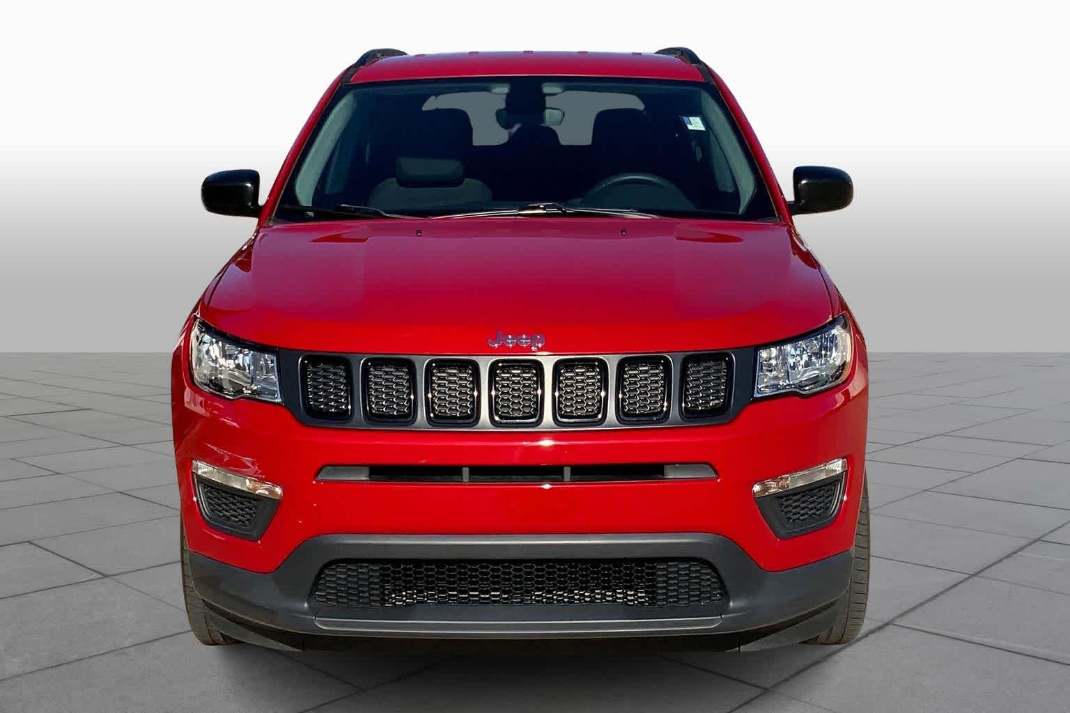 2019 Jeep Compass Sport photo 2