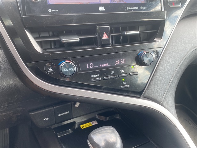 2023 Toyota Camry XLE photo 26