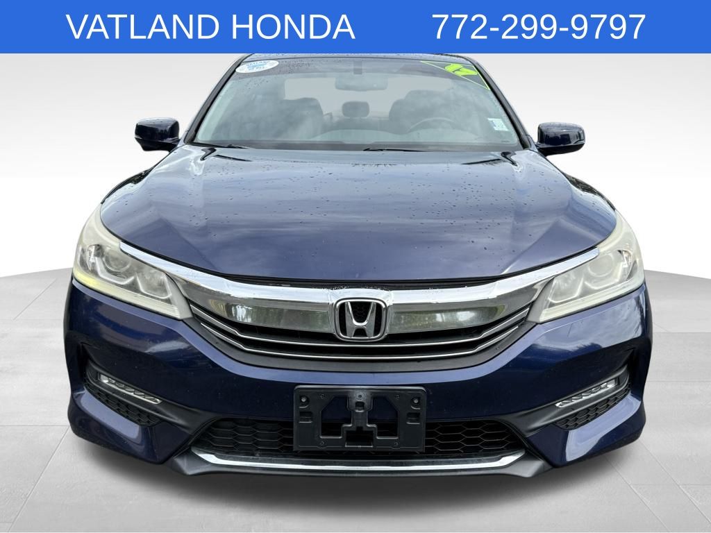 2017 Honda Accord EX-L photo 2