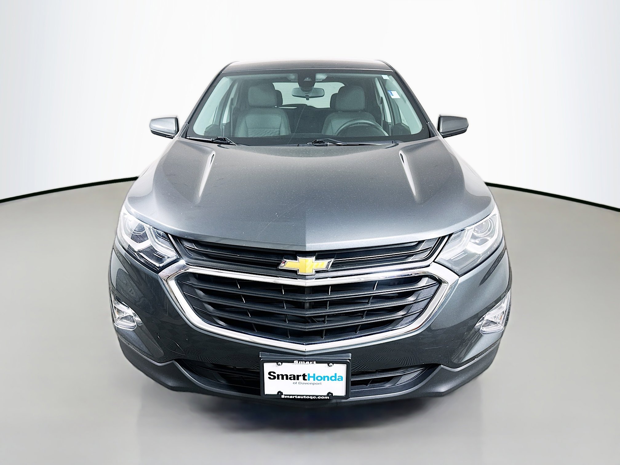 2020 Chevrolet Equinox LT photo 2