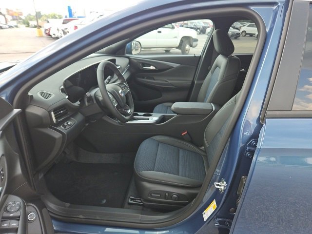 2025 Buick Envista Preferred photo 18