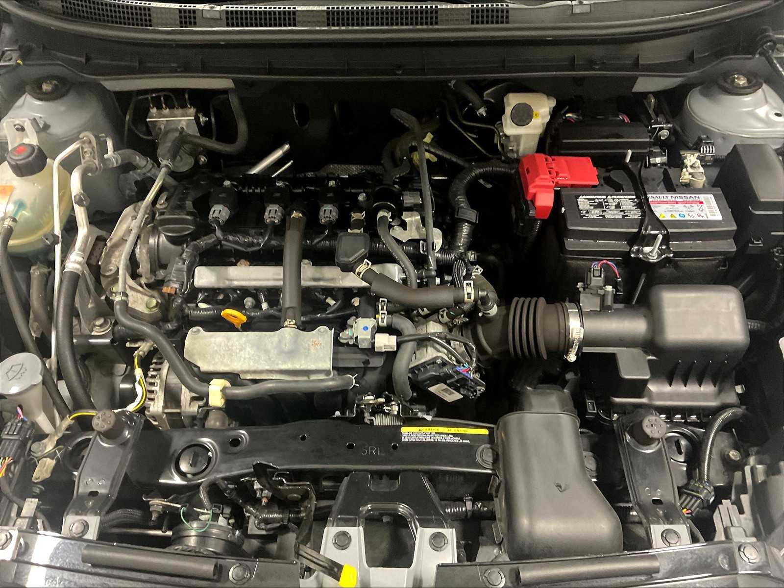 2023 Nissan Kicks SR photo 30