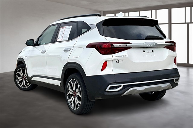2022 Kia Seltos SX photo 13