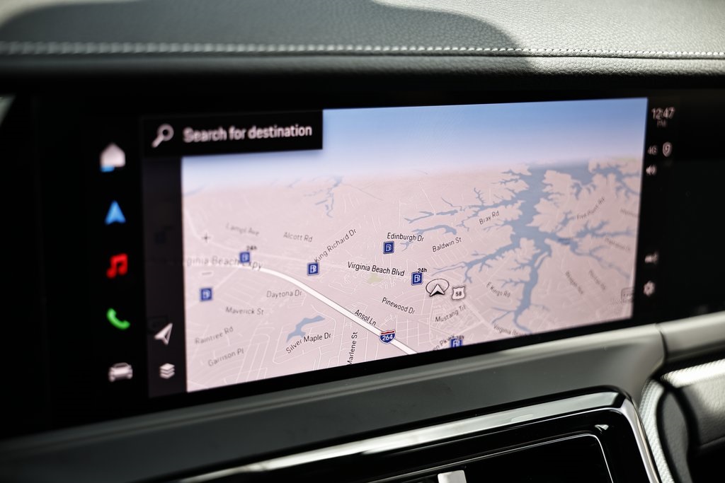 2025 Porsche Panamera 4 photo 40