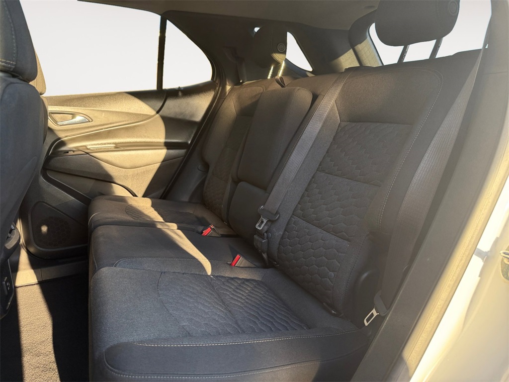 2020 Chevrolet Equinox LT photo 13