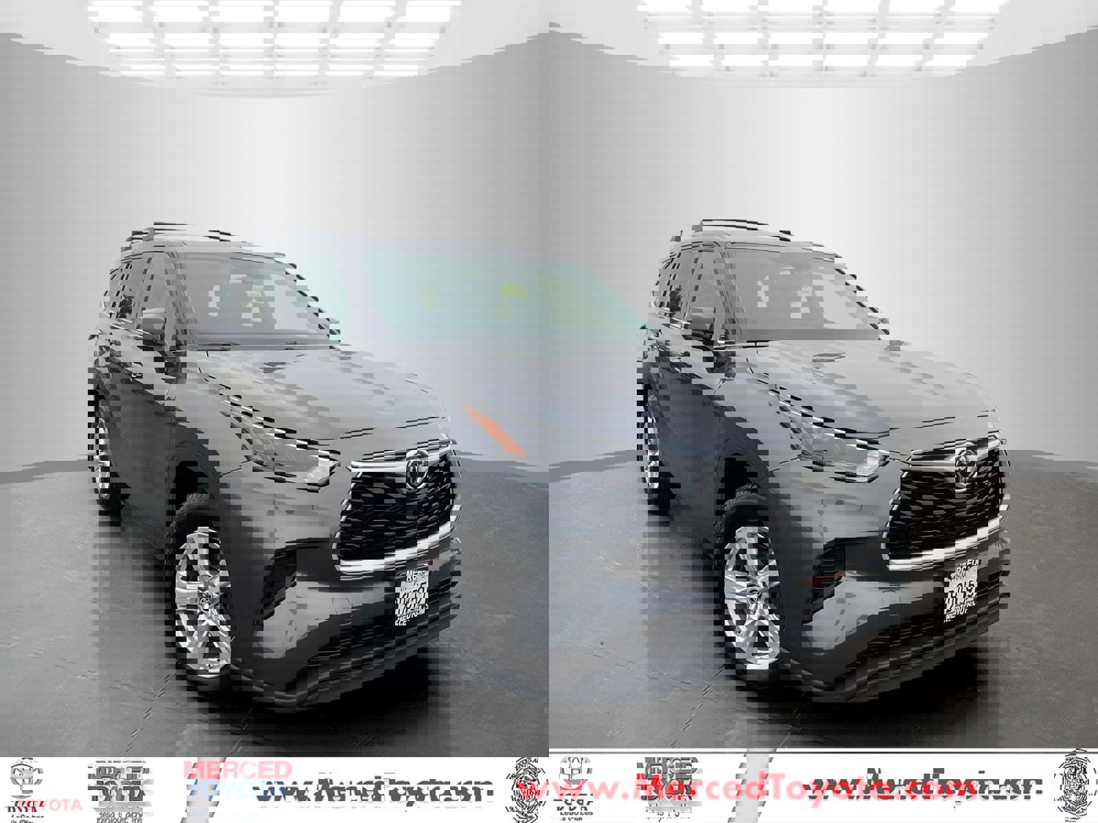 2022 Toyota Highlander L's photo