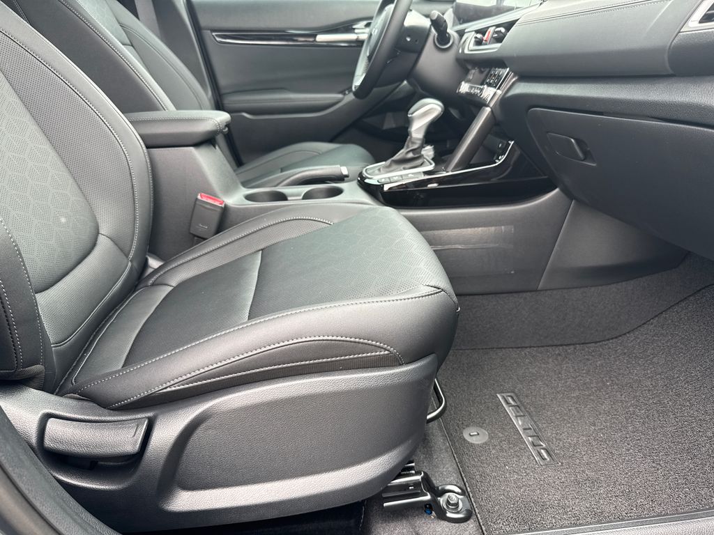 2025 Kia Seltos EX photo 13