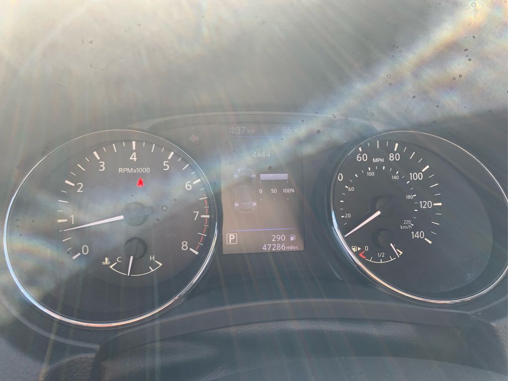 2020 Nissan Rogue SV photo 18