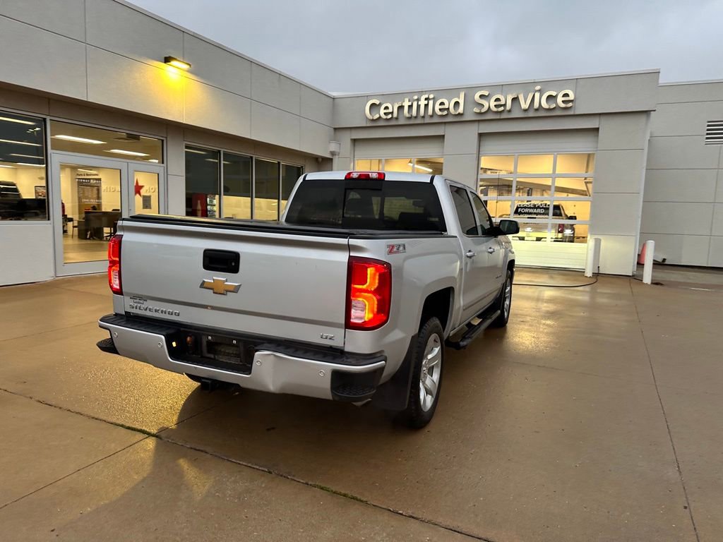 2017 Chevrolet Silverado 1500 LTZ photo 4