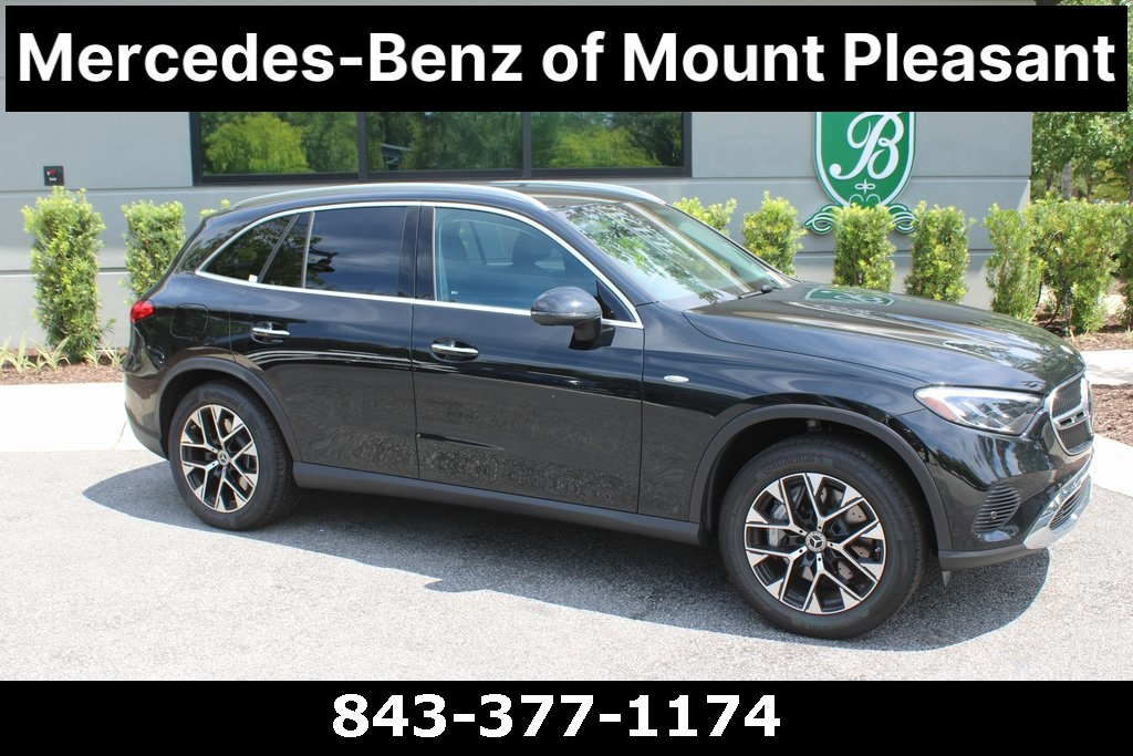 2025 Mercedes Benz GLC 350e 4MATIC photo 2