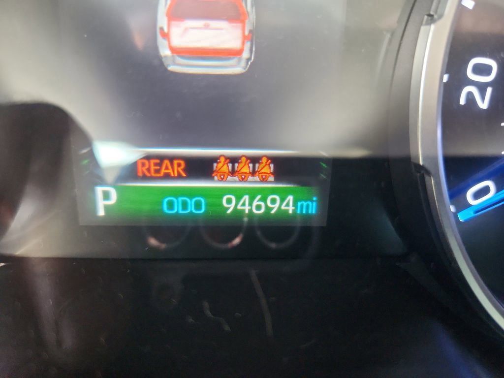 2019 Toyota RAV4 Hybrid LE photo 14