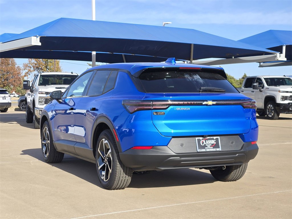 2026 Chevrolet Equinox EV 1LT photo 3
