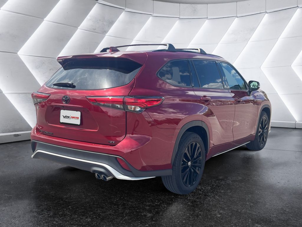 2023 Toyota Highlander XSE photo 4