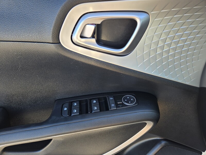 2024 Kia Soul LX photo 17