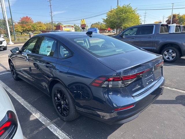 2025 Honda Accord SE photo 6