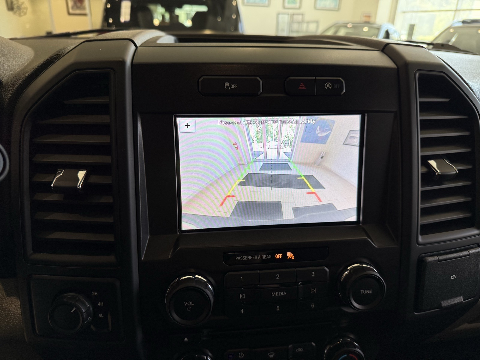 2018 Ford F-150 XL photo 12