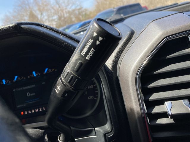 2015 Ford F-150 XLT photo 21