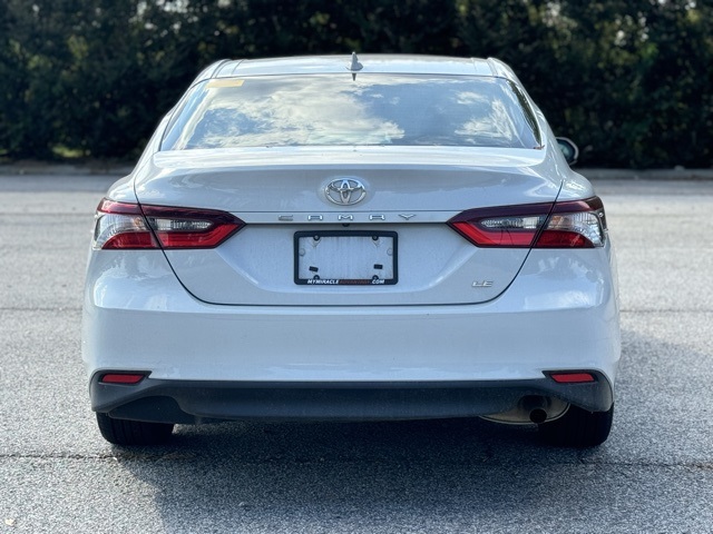 2023 Toyota Camry LE photo 3