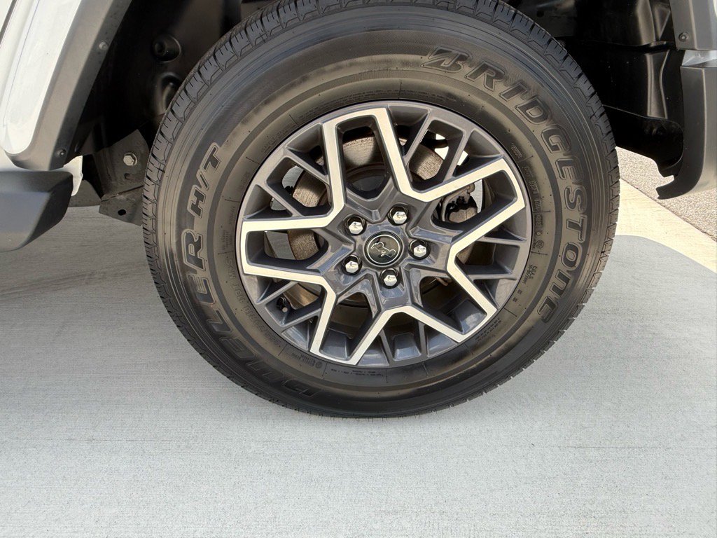 2024 Jeep Wrangler Sahara photo 16