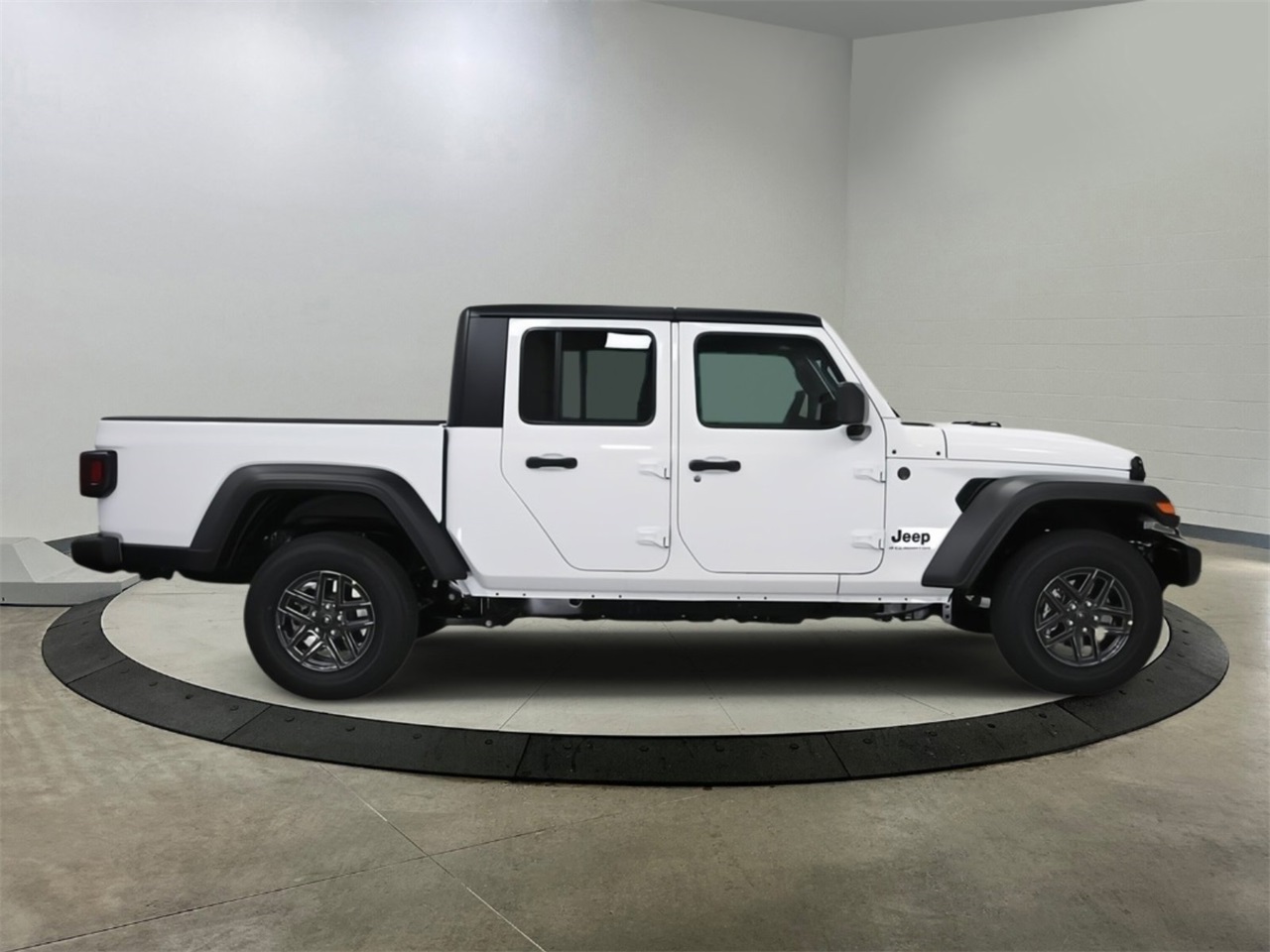 2025 Jeep Gladiator Sport S photo 5