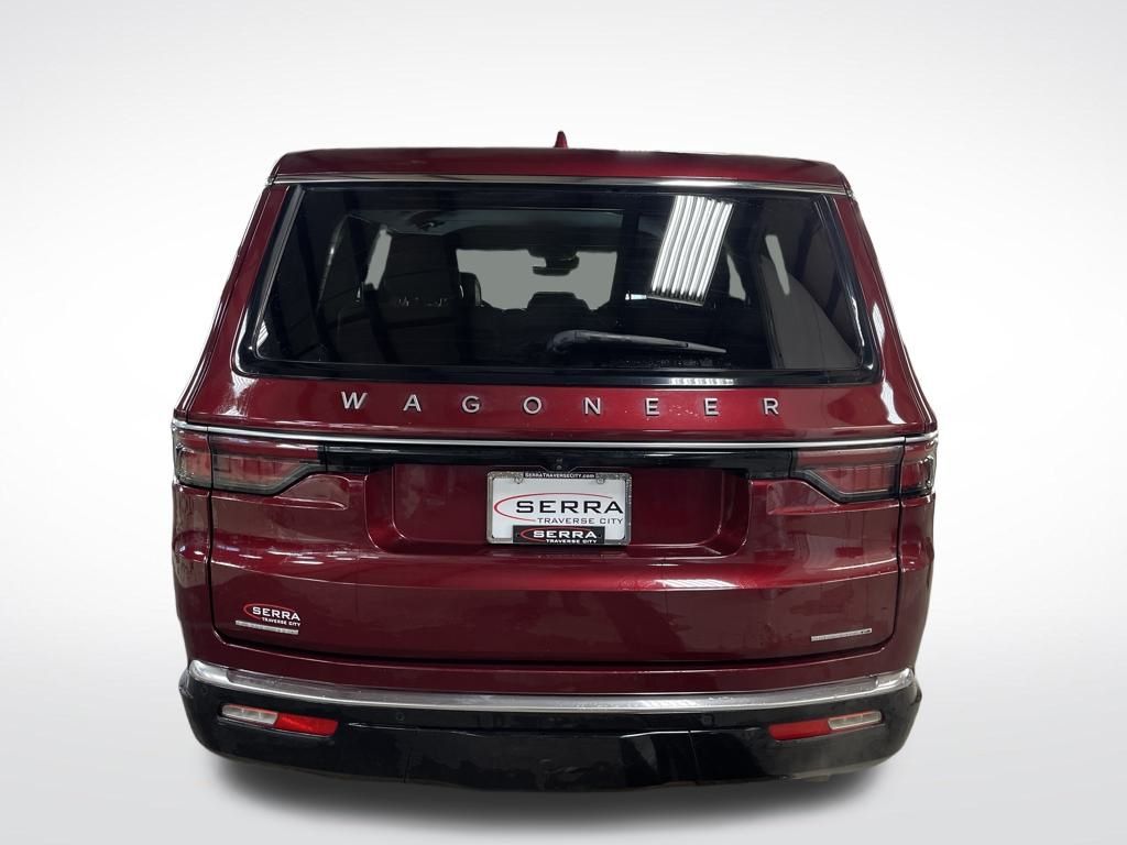 2022 Jeep Wagoneer Series III photo 3