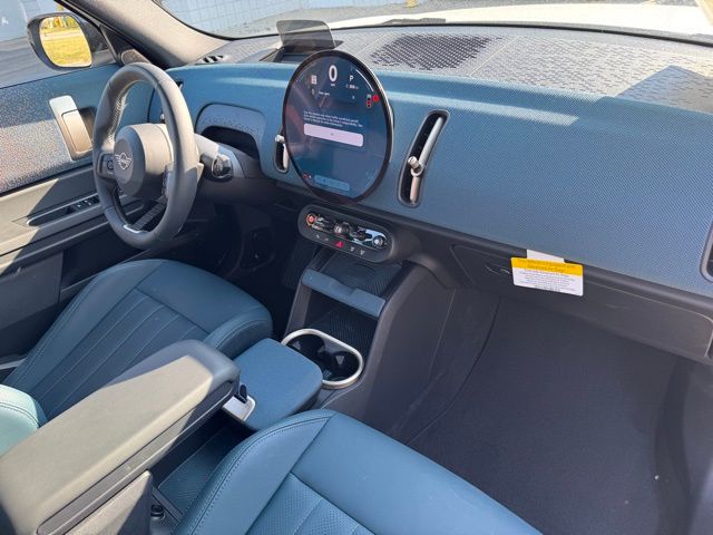 2025 Mini Countryman photo 24