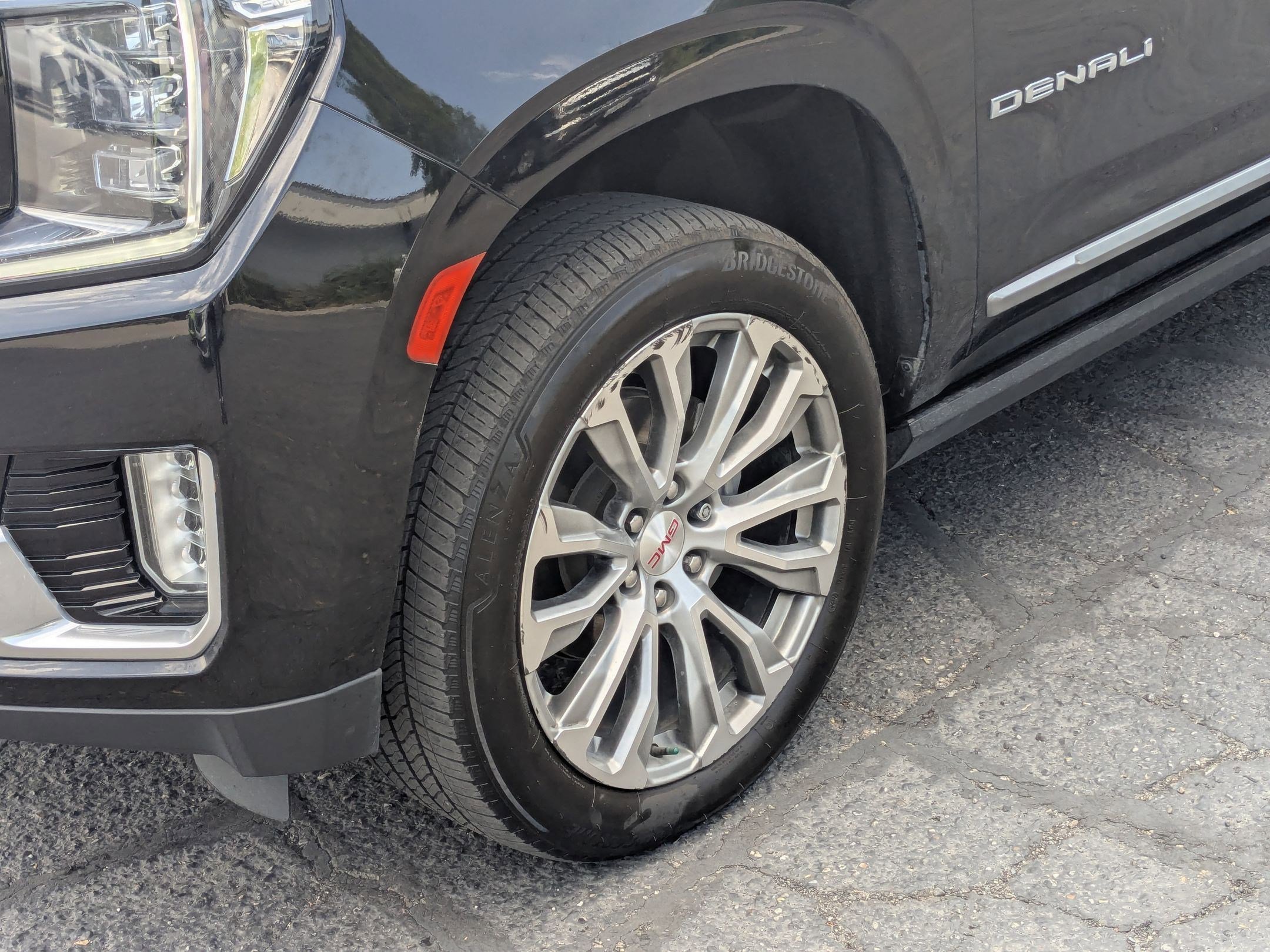 2021 Gmc Yukon XL Denali photo 11
