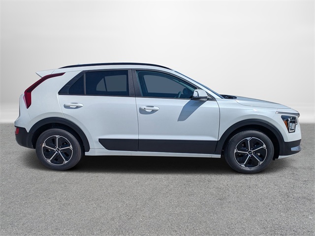 2025 Kia Niro EX photo 2