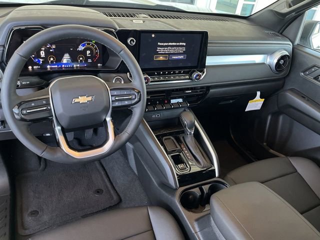2024 Chevrolet Colorado LT photo 8