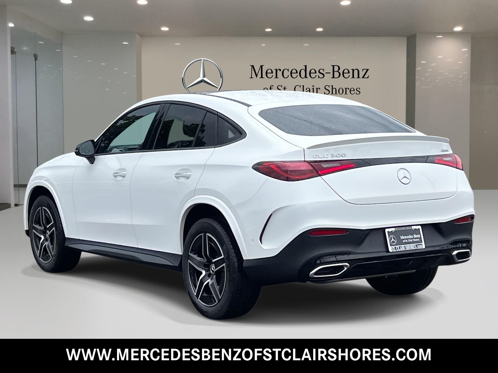 2026 Mercedes Benz GLC 300 4MATIC photo 3