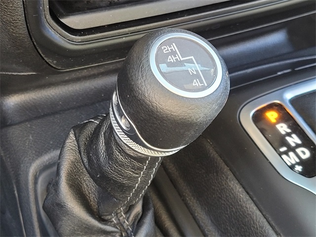 2024 Jeep Wrangler Sport S photo 29