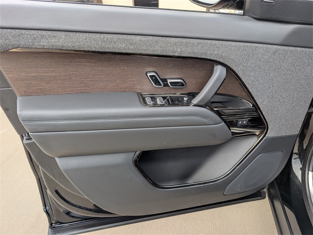 2024 Land Rover Range Rover Sport SE photo 17