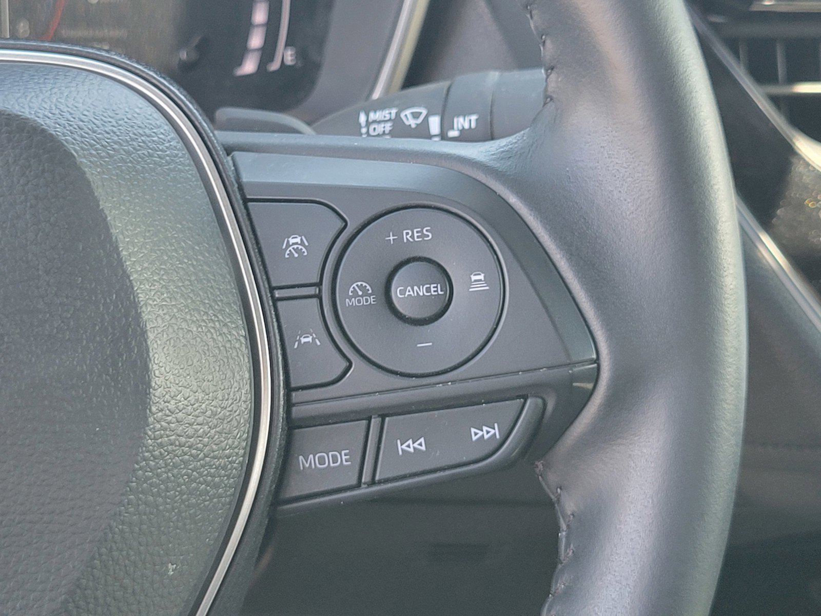 2024 Toyota Corolla XSE photo 3