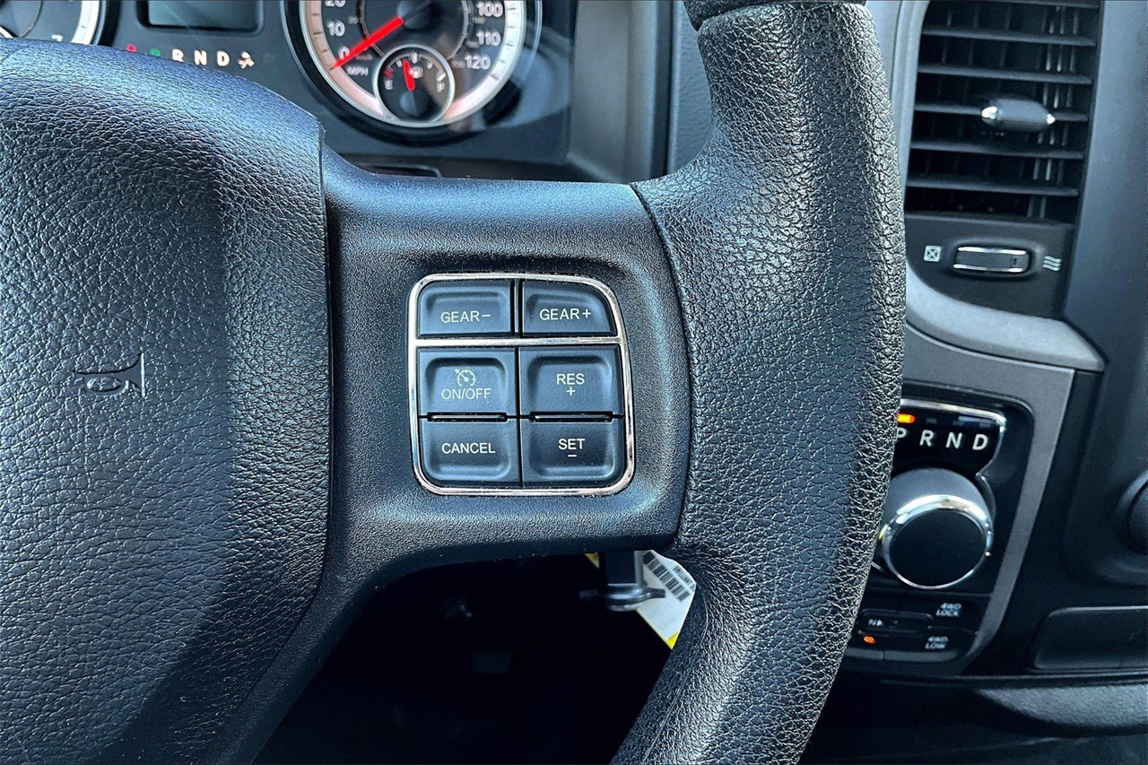 2017 Ram 1500 Express photo 24