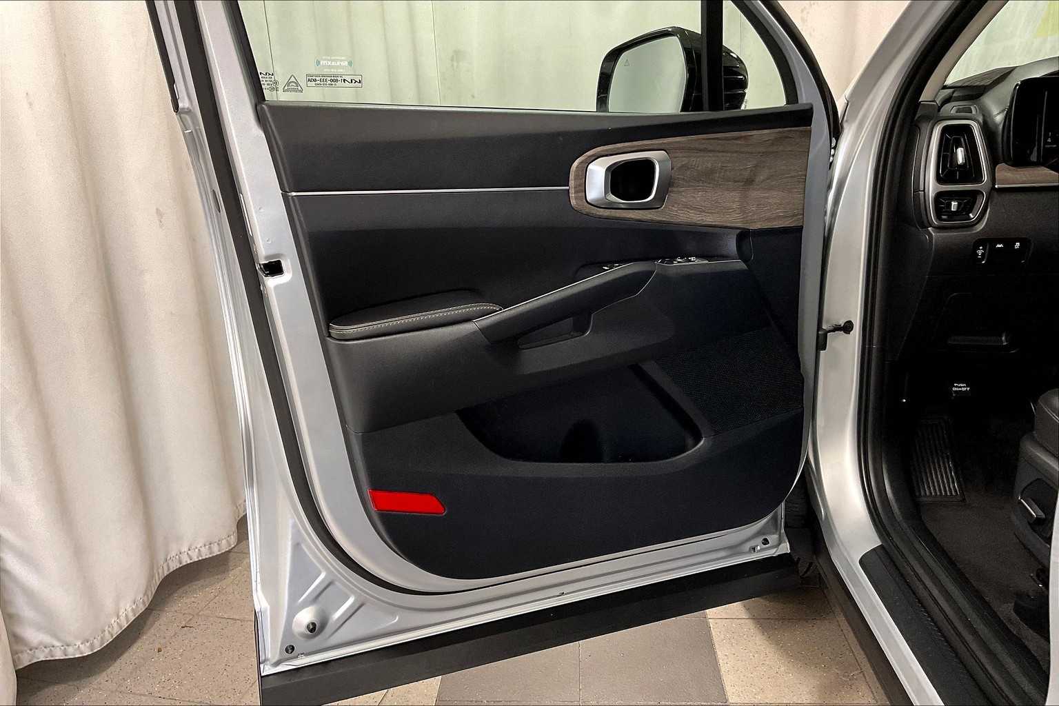 2022 Kia Sorento X-Line S photo 8