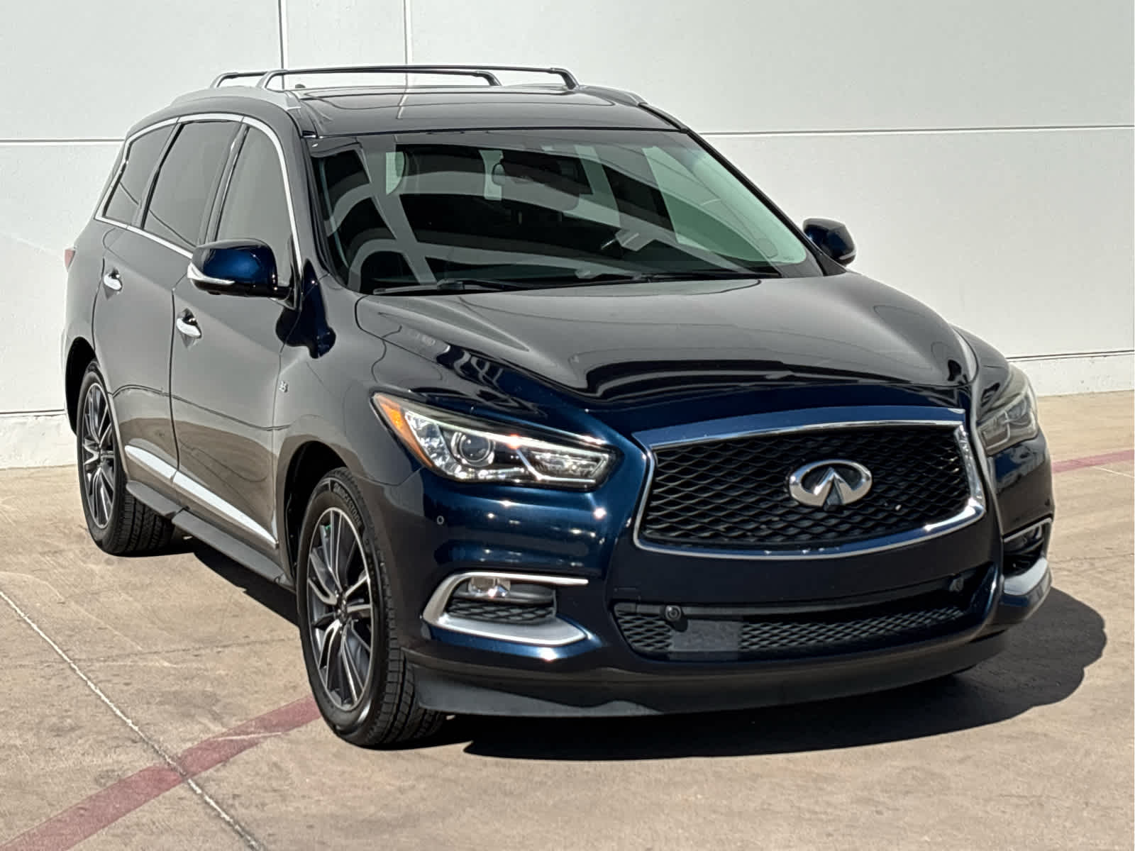2016 Infiniti QX60 photo 3