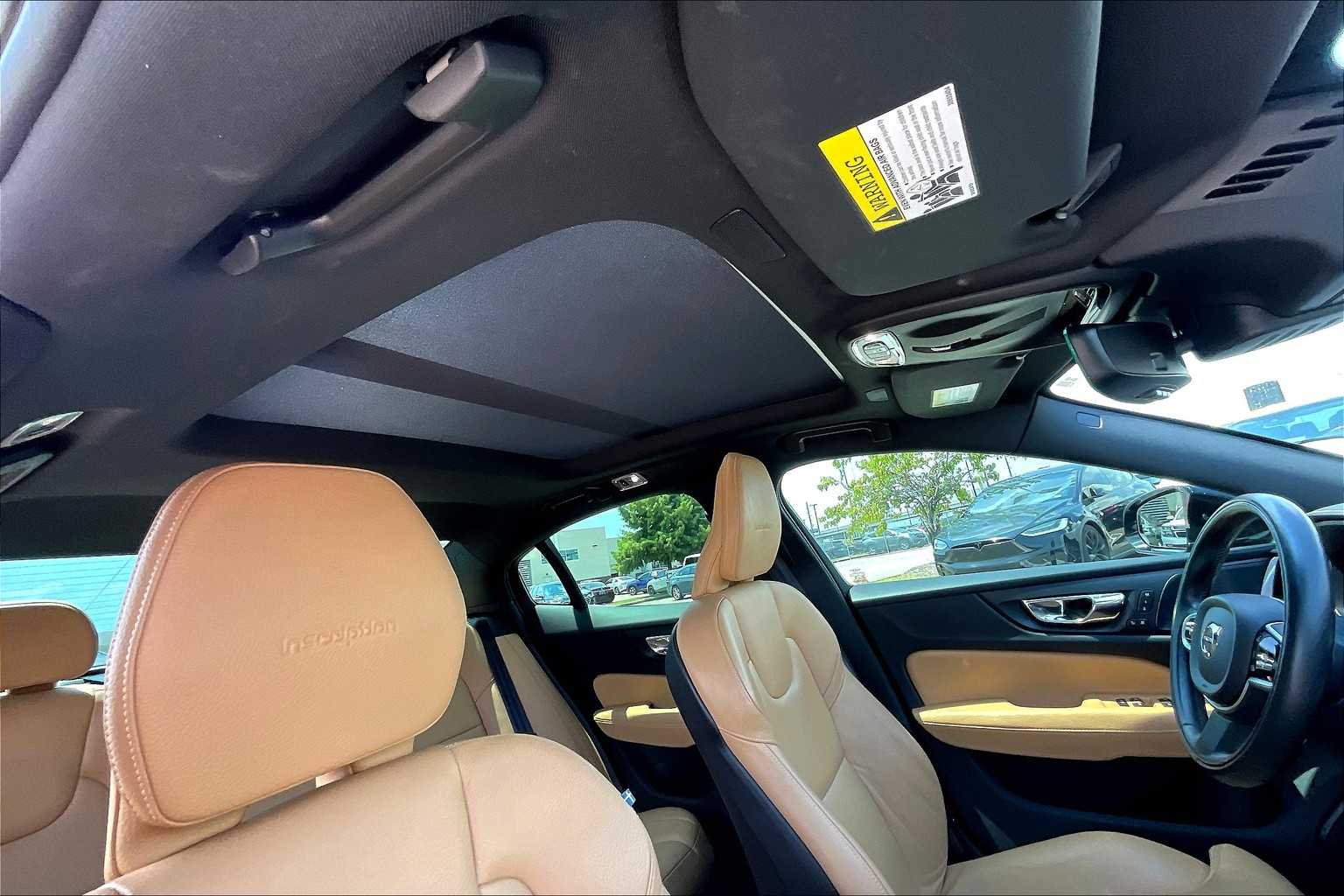 2019 Volvo S60 Inscription photo 12