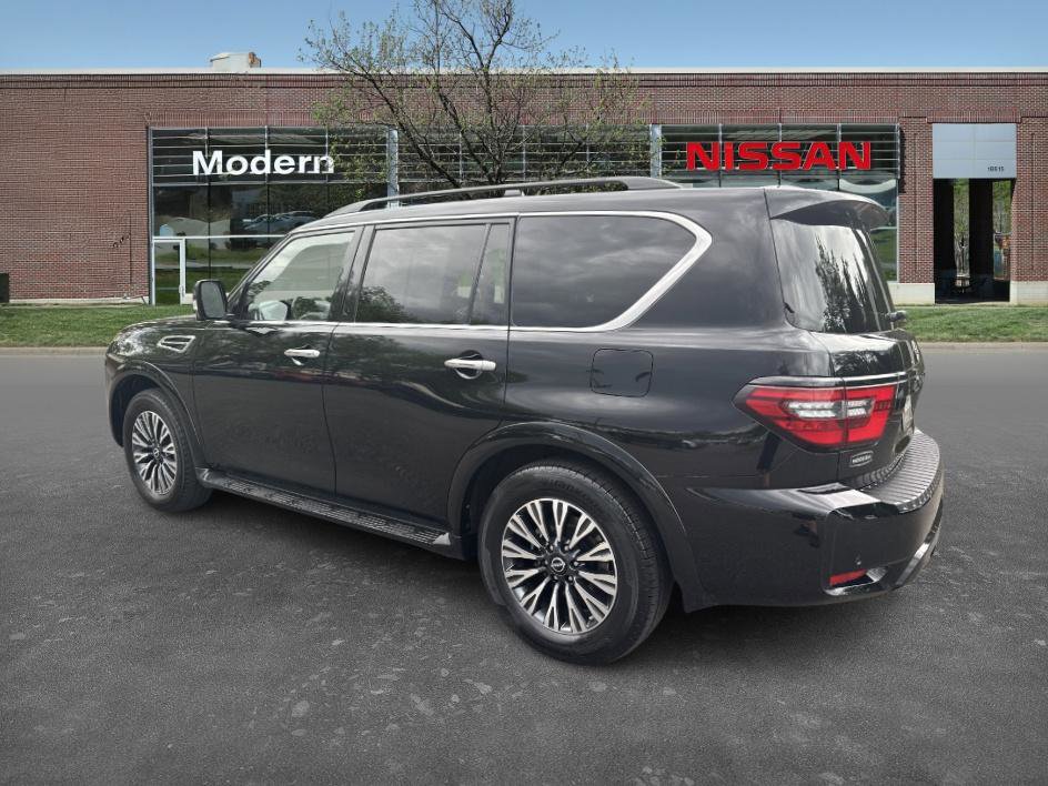 2023 Nissan Armada SL photo 2