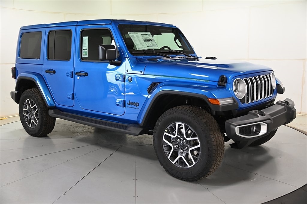 2025 Jeep Wrangler 4-Door Sahara's photo