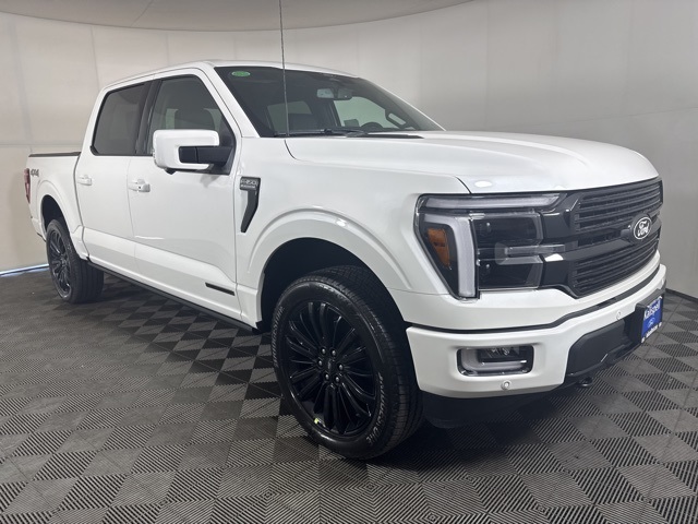 2025 Ford F-150 Platinum's photo