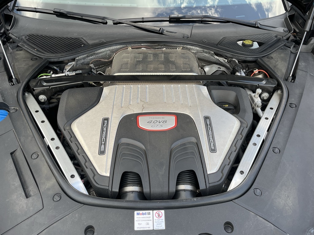2020 Porsche Panamera Sport Turismo GTS photo 31