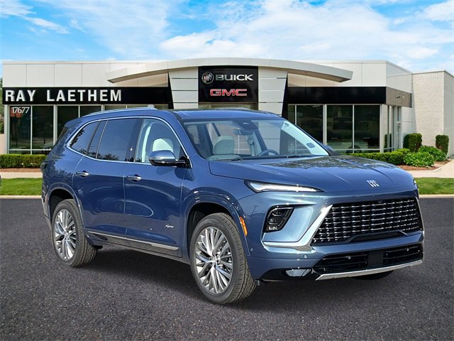 2026 Buick Enclave Avenir photo 6